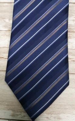 Corbata Kenneth Cole New York 100 % seda azul rayas usada en excelente estado  Foto 1 de 4