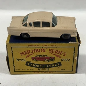 W104-MATCHBOX LESNEY No22B 1958 VAUXHALL CRESTA WITH ORIGINAL BOX - Picture 1 of 6