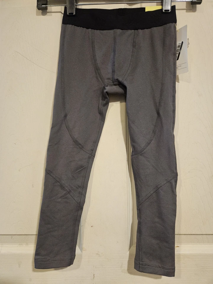 ALL IN MOTION JUVENIL CLIMA FRÍO AJUSTADO AJUSTADO: GRIS: NUEVO CON ETIQUETAS: TALLA XS (4/5) Foto 1 de 4