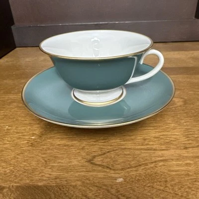 Xícara e pires franciscanos Palomar jade (verde escuro) EUA Califórnia vintage - Imagem 1 de 4