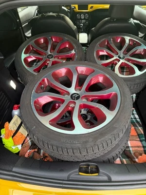 Ganzjahres Reifen Citroen Ds3 / 205/45/17 Hankook auf Alufelgen - Bild 1 von 4