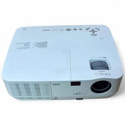 NEC NP115 Projector 2500 Lumens 800x600 4:3 SVGA 720p 1080i White - 473hrs - Image 1 of 4