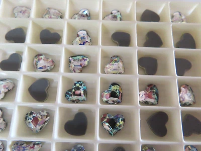 24 Swarovski Heartshape Flatbacks 10 mm pátina blanca/laminado. #2808 Foto 1 de 2