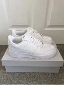 Nike Air Force 1 '07 Low Triple White Size uk 5 NEW IN BOX - Picture 1 of 8