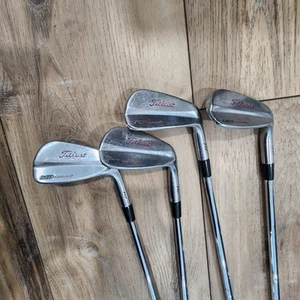 Titleist 712 MB Forged Iron Set 7-P Stiff Flex Steel Dynamic Gold S300 RH - Picture 1 of 9