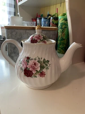 Hermosa tetera de colección con adornos de oro rosa Arthur Wood & Son Staffordshire Inglaterra 6304 Foto 1 de 4