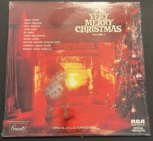 A Very Merry Christmas Volume 5 LP SEALED 1971 Perry Como Vinyl Ed Ames - Imagen 1 de 2