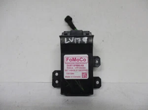 LW17-09 OEM FORD EXPLORER GENERIC FUNCTION MODULE COMPUTER GFM - Picture 1 of 2