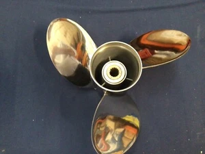 Solas Suzuki Ss Propeller 15 1/4 X23. Left Hand Clearance - Picture 1 of 5