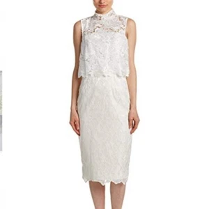 Vestido Monique Lhuillier 4 Blancos Encaje Cóctel Cuello Alto Estructurado 444209 Nuevo con Etiquetas $598 - Imagen 1 de 12