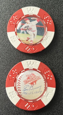 * NEW ** Baseball Reds Legend Tom Browning Signed chip ball marker souvenir Cover