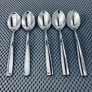 Oneida Strauss Stainless Teaspoons 5 3/4” USA - Lot of 5 - Picture 1 of 5