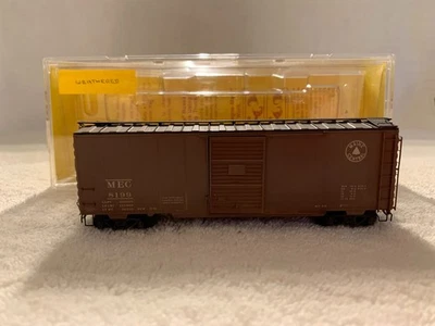 Kadee #4805 HO Scale Maine Central 40' PS-1 Boxcar #8199 weathered - Image 1 of 4