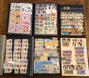 D6056: Colección de estampillas de las colonias británicas como nuevas en (5) libros de stock, ¡LEER!! - Imagen 1 de 9