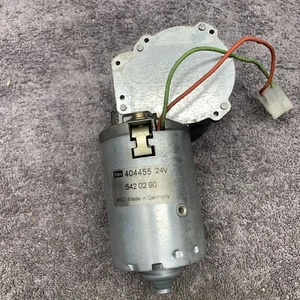 Miele B890 Valeo Motor 404455  24V With Gear Box - Picture 1 of 2