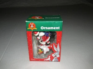 Vintage 1998 Looney Tunes Matrix Sylvester And Tweety Christmas Holiday Ornament - Picture 1 of 6