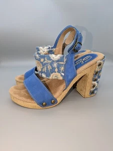 Sbicca High Heel Sandalen blau und hellbraun Blumen bestickt Wildleder Retro Messing Gr.9M - Bild 1 von 10
