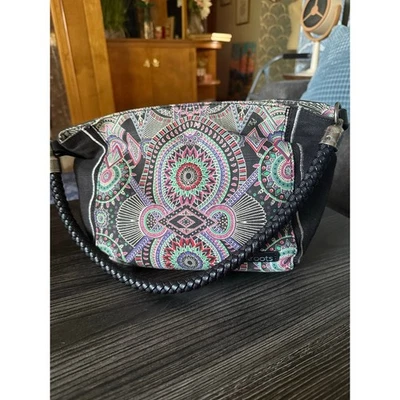 Pequeño hobo Sakroots Artist Circle Elsa en ónix Wanderlust Foto 1 de 4