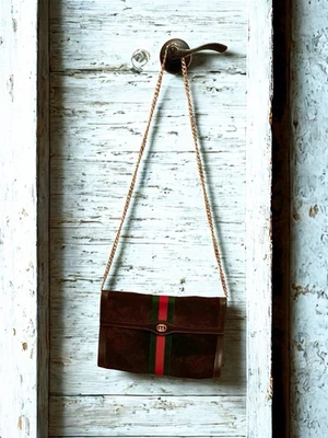 Bolso sin asas/bolso de hombro Gucci vintage de gamuza marrón - logotipo GG dorado - auténtico Foto 1 de 4