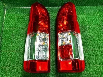 JDM TOYOTA Hiace 200 OEM Tail Light Tail Lamp Left Right Pair Used - Image 1 of 4