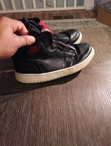 Nike Air Jordan 1 Sneaker Schuhe schwarz AT0575-006 Walking Leder Reißverschluss Gr.9 - Bild 1 von 6