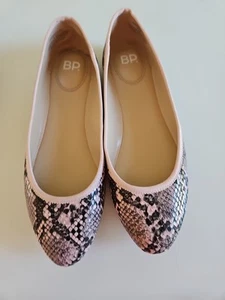 Nordstrom BP Bianca imitación serpiente ballet plano 6,5 M - Imagen 1 de 4
