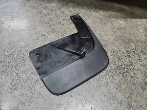 NISSAN Pathfinder R50 Front Right Passenger Mud Flap OEM 1996-1999 96 97 98 99 - Picture 1 of 5