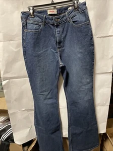 Wrangler High Rise True Straight Jeans Women’s Plus Size 6/28x32 - Picture 1 of 2