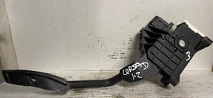 Vauxhall Corsa D 2008-2014 - petrol throttle pedal accelerator - breaking 3 - Picture 1 of 6