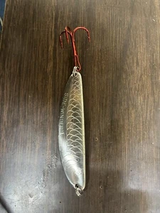 Vintage Sidewinder Lure 3” 5/8 oz New #2 Hooks Gold In Color - Picture 1 of 13