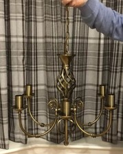 6 ARM ANTIQUE STYLE CHANDERLIER , Very Good Condition