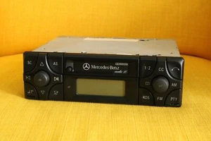Mercedes Audio 10 BE 3200 oC | W210 R129 W202 R170 A208 Becker Radio - Bild 1 von 3