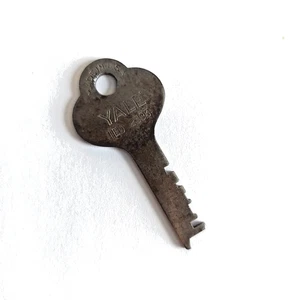 Vintage Yale USA Marked IED 2393 for Berger Mfg Co 116 Flat Skeleton Key binJ - Picture 1 of 6