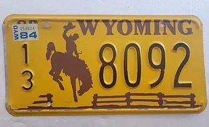 Wyoming 1983 Nummernschild mit 1984 Etikett - Bild 1 von 3