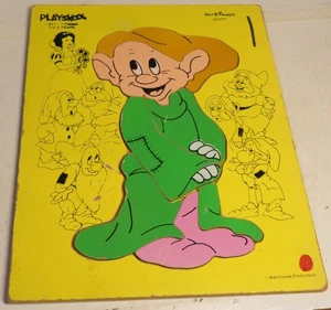 Bonita bandeja de madera rompecabezas de 7 piezas Blancanieves Dopey de colección Playskool Disney usada en excelente estado - Imagen 1 de 8