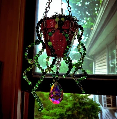 Atrapasol de plantas con cuentas hecho a mano Foto 1 de 2