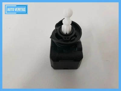 VW Golf 5 V 6 VI LWR actuator Luminous range control 008830-00 Hella Original - Image 1 of 4