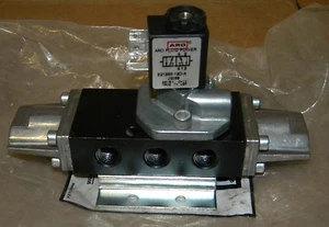ARO E21288-120-A PNEUMATIC VALVE NEW E21288120A - Picture 1 of 2