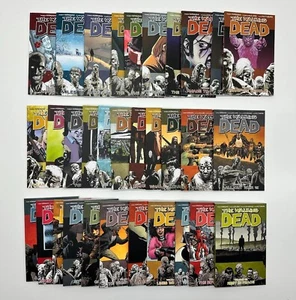 The Walking Dead TPB Lot Band 1 bis 32 Robert Kirkman Image Comics 32 Bücher #108A - Bild 1 von 4