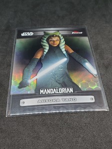 Star Wars Topps Finest 2022 The Mandalorian Insert Refractor MD-9 Ahsoka Tano
