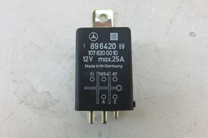 Mercedes R107 560SL 380SL relay, window defroster 1078200010 - Picture 1 of 2
