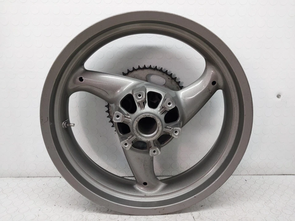 RUOTA CERCHIO POSTERIORE DUCATI MONSTER 600 2000 2001   17 X 4.50 - Immagine 1 di 4