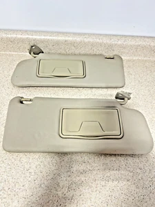 MITSUBISHI LANCER 2002-2007 CONJUNTO DE PARASOL LADO PASAJERO Y CONDUCTOR PAR OEM - Imagen 1 de 3