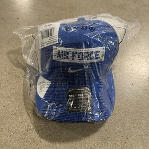 Nike Air Force Falcons Football Hat Team Issued Center Swoosh Fitted M/L - Picture 1 of 6