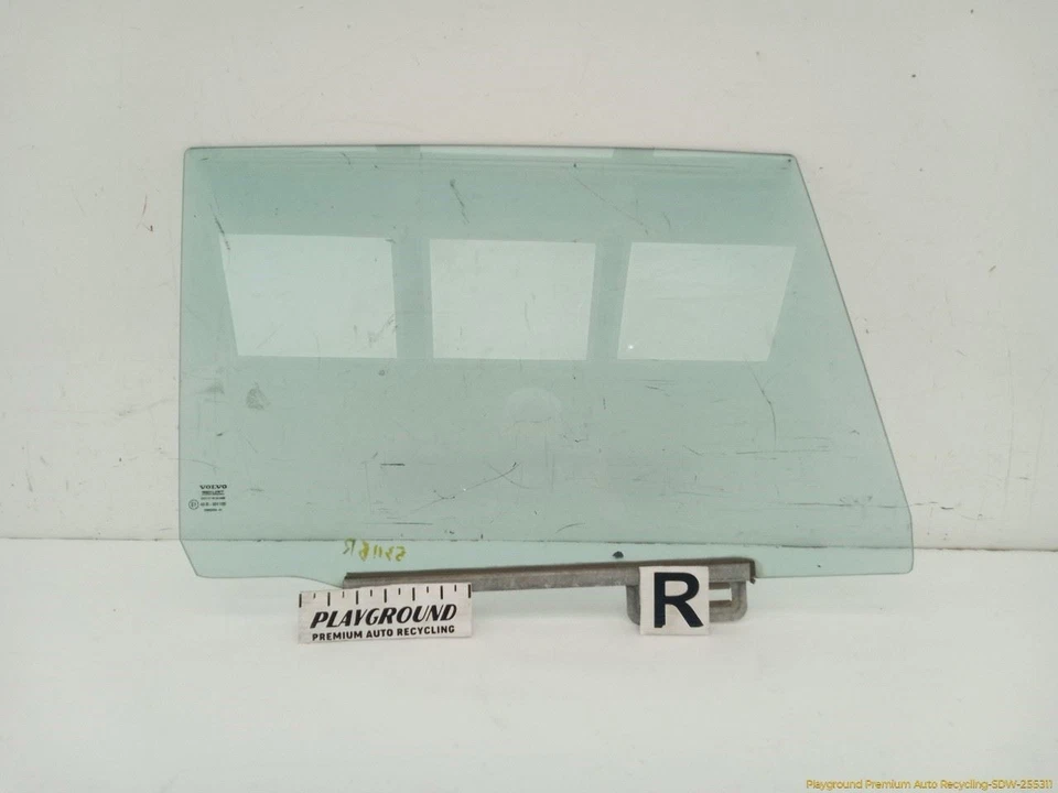 Cristal ventana puerta trasera derecha pasajero Volvo 240 vagón se adapta 1975-1993 75 76 77 Foto 1 de 4