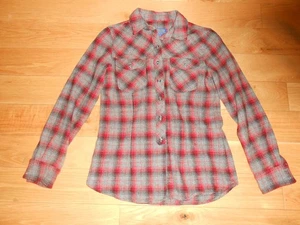 Pendleton 100% Virgin Wool Button Down Plaid Long Sleeve Shirt Top Size Small - Picture 1 of 1