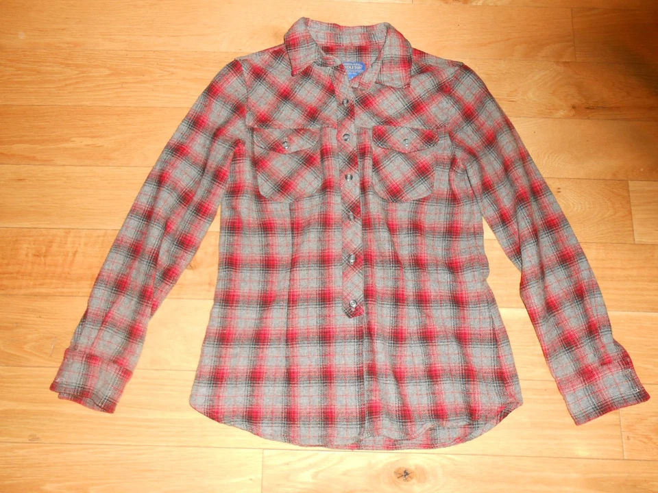 Pendleton 100% Virgin Wool Button Down Plaid Long Sleeve Shirt Top Size Small - Image 1 of 1