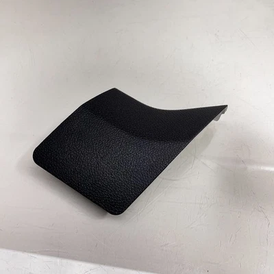 10-16 MERCEDES-BENZ E350 W212 FRONT RIGHT PASS. SIDE SEAT COVER CAP A2129182330 - Image 1 of 4