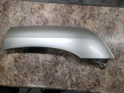 03-09 雷克萨斯 GX470 后轮左轮挡泥板闪光门成型面板金色 — 第 1/4 张图片