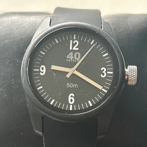 40Nine schwarze Uhr NEUE BATTERIE - Bild 1 von 10